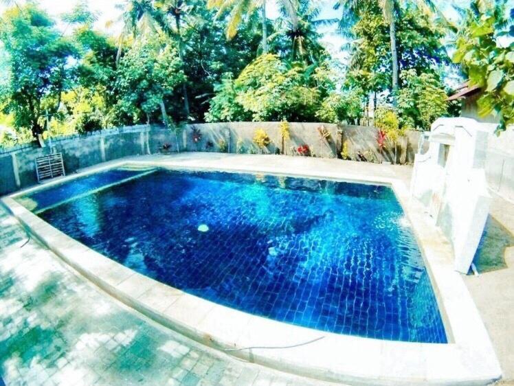 Santai Bungalow Τζίλι Τραγουανγκάν Εξωτερικό φωτογραφία